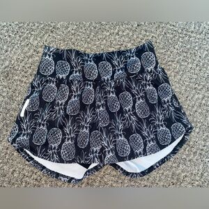 Pineapple runners